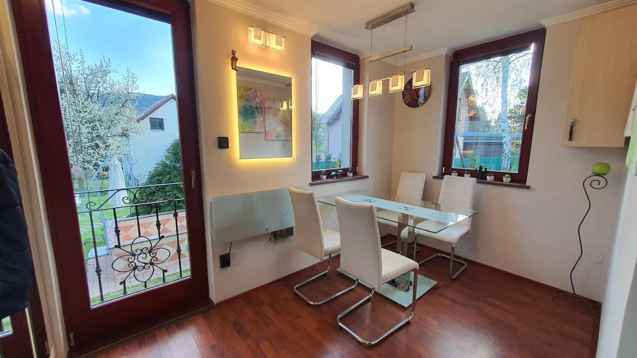 Pilis Hills View Deluxe House With Pool & Ac Near Bp Villa Pilisszentivan Luaran gambar